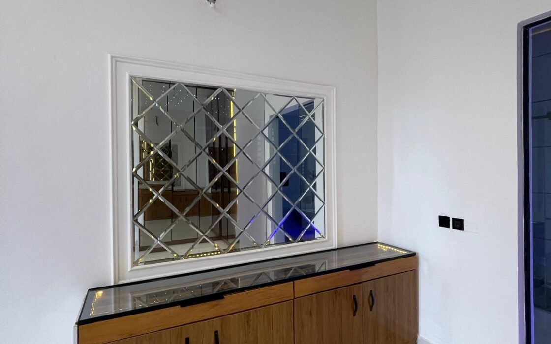 5 Bedroom Fully Detached Duplex