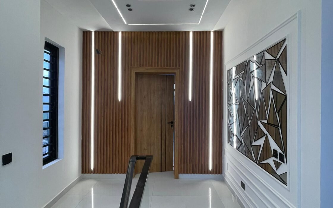 5 Bedroom Fully Detached Duplex