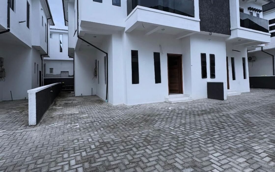 4 Bedroom Semi Detached Duplex