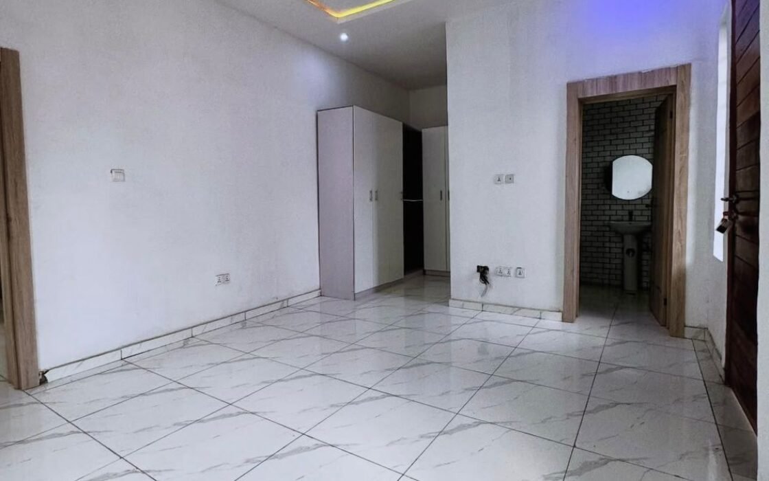 4 Bedroom Semi Detached Duplex