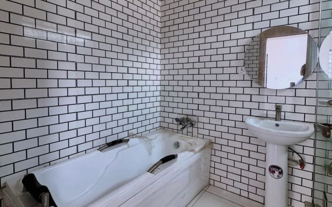 4 Bedroom Semi Detached Duplex