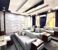 8 Bedroom Luxury Mansion