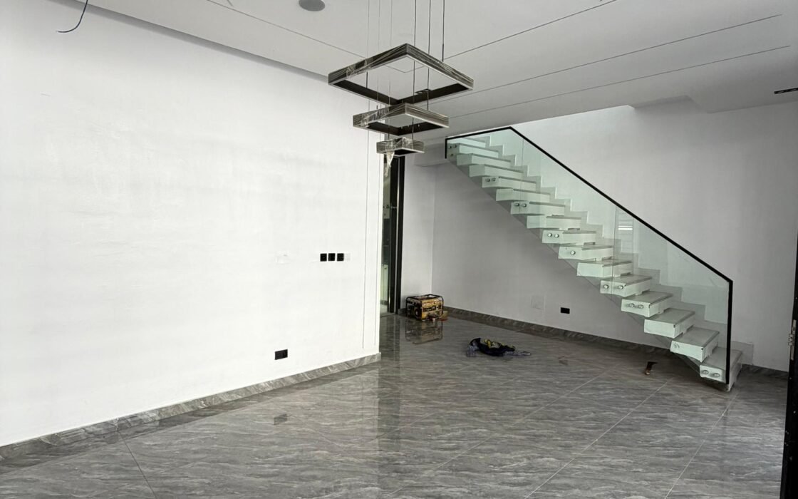 4 Bedroom Semi-Detached Duplex